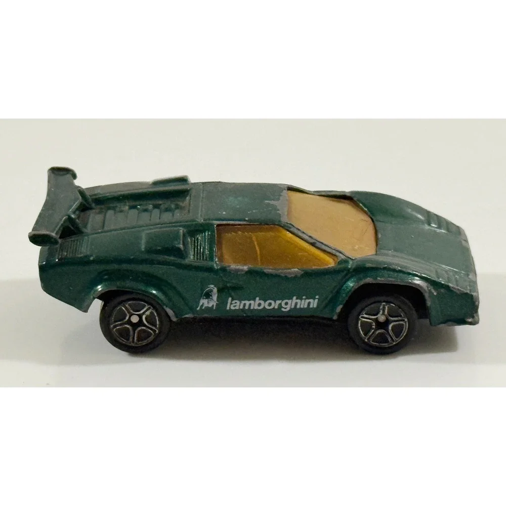 Matchbox Lamborghini Countach LP500S Kids 1:64 Green Vintage 1985 Diecast Car